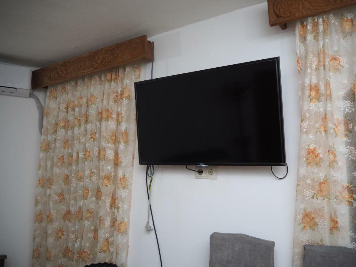 Jeki'S Apartment In Old Tbilisi Bagian luar foto